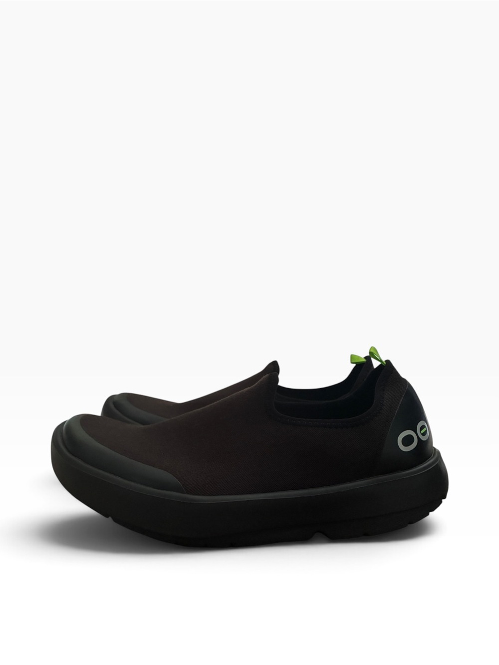 OOFOS OOmg eeZee Low Recovery Slip On Shoes Black Women’s 8.5 EU 39.5 - Picture 7 of 11